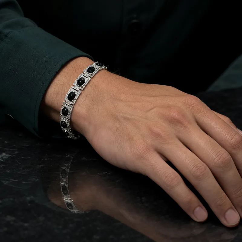 Black onyx oval-cabochon silver link bracelet - detail - 925 Sterling Silver