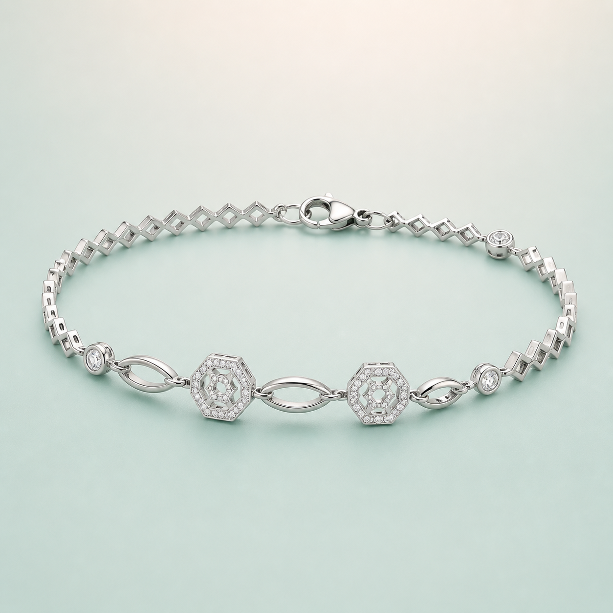 Flat Curb-Chain Silver Bracelet (bright mirror-polished silver · no stones) - front - 925 Sterling Silver