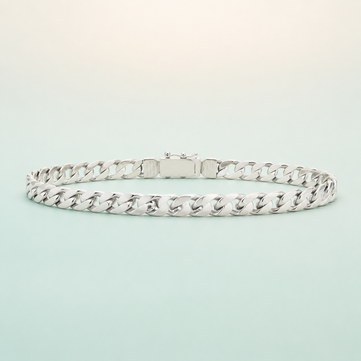 Figaro Chain Bracelet (bright polished silver) - 925 Sterling Silver on seaglass background