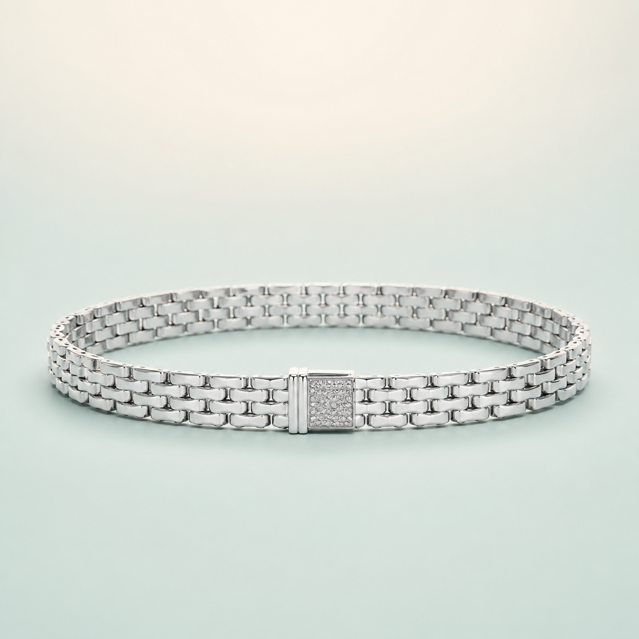 Bismark Double-Curb Chain Bracelet (bright polished silver)  -  925 Sterling Silver on seaglass background